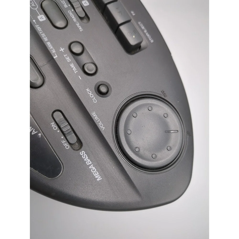 Sony ICFCS660 Dream Machine AM/FM Digital 2 Alarms Bass Green‎ LED Cass Broke